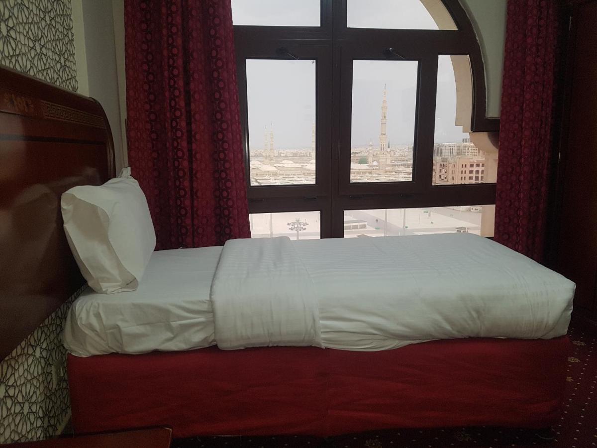 Karam Taibah Almasi Hotel Medina Eksteriør billede