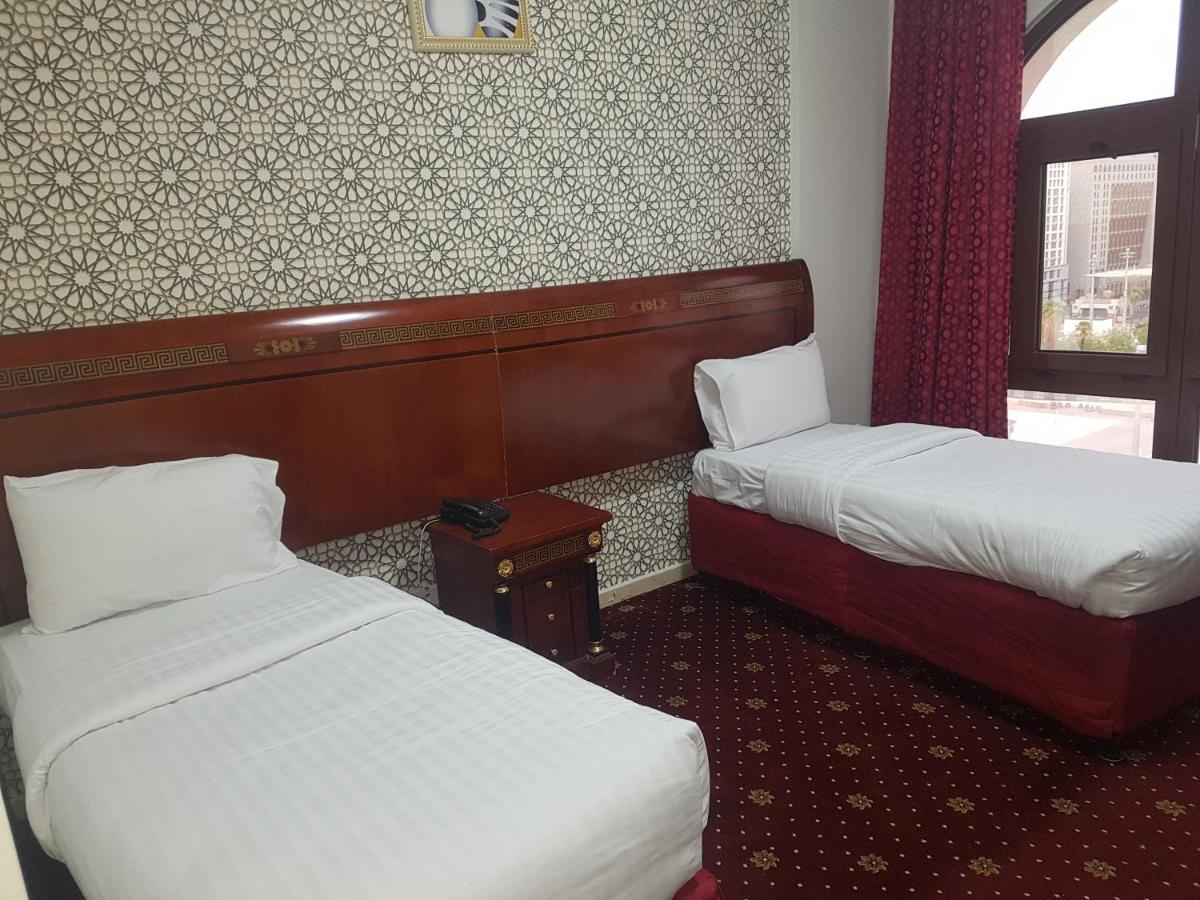 Karam Taibah Almasi Hotel Medina Eksteriør billede
